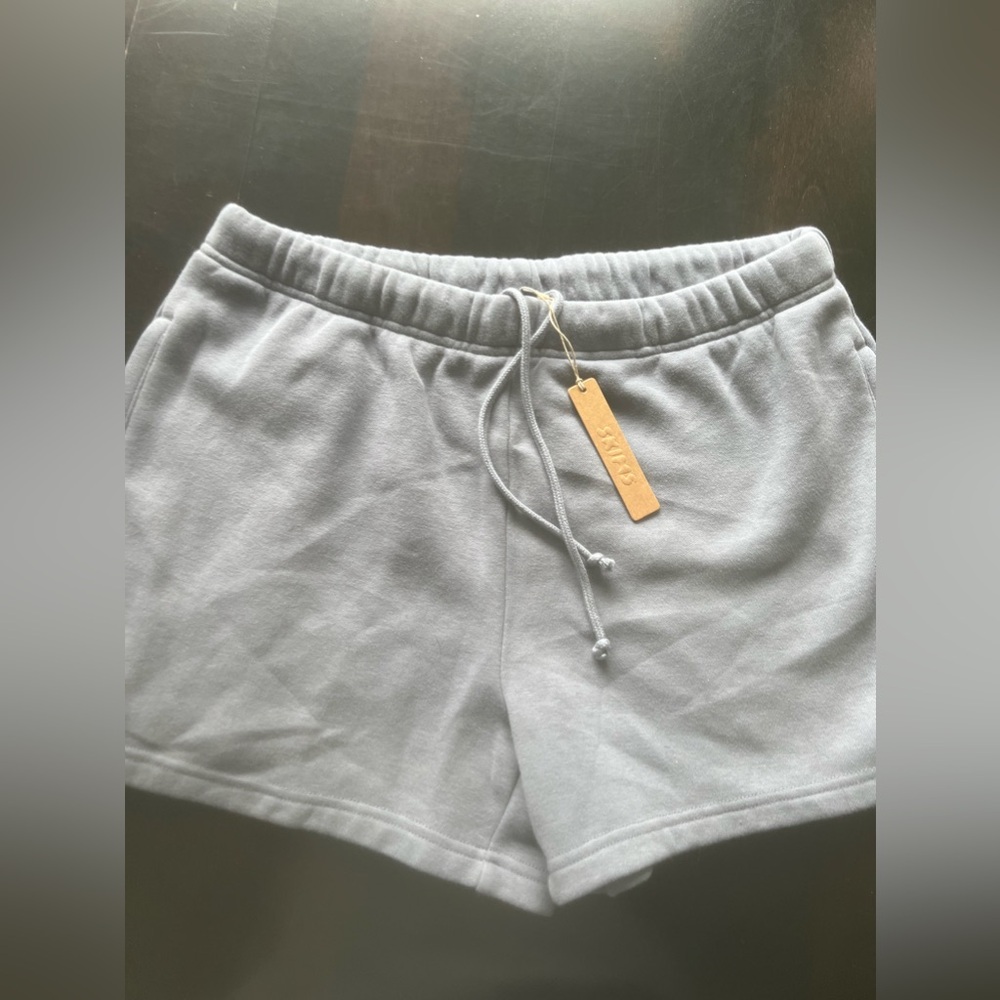 NWT SKIMS Cotton Fleece Short in Steel Blue Size Small